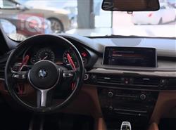 بی ئێم دەبڵیو X6